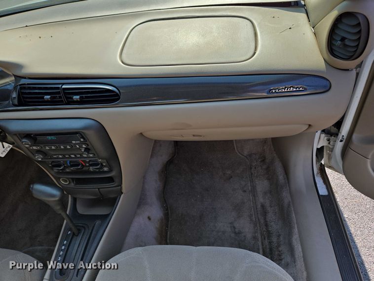 image for item EC4325 2002 Chevrolet Malibu 