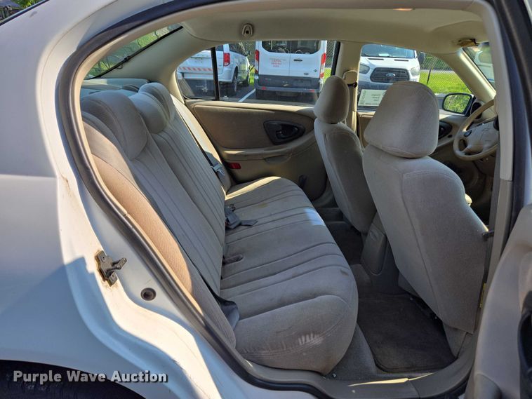 image for item EC4325 2002 Chevrolet Malibu 