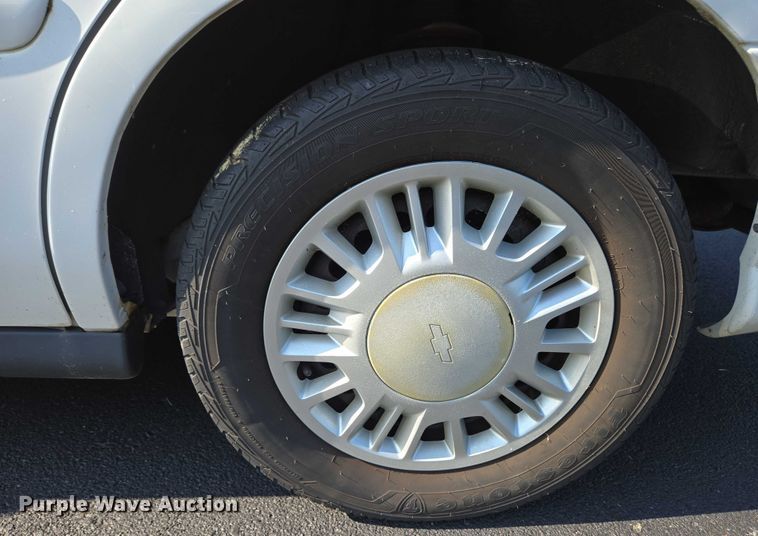 image for item EC4325 2002 Chevrolet Malibu 