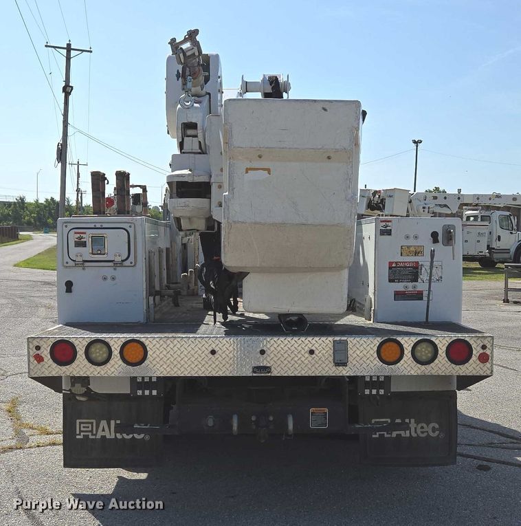 image for item ED2153 2012 Ford F550 Super Duty XL bucket truck