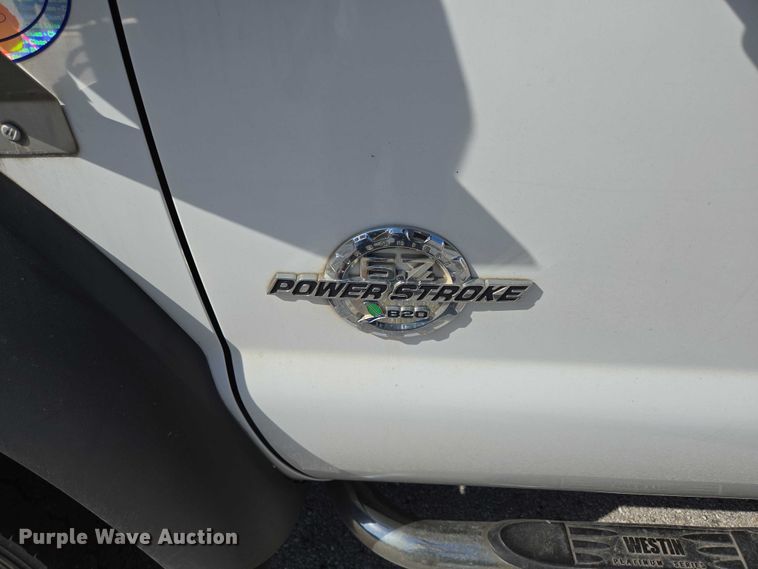 image for item ED2153 2012 Ford F550 Super Duty XL bucket truck