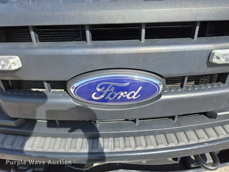 image for item ED2153 2012 Ford F550 Super Duty XL bucket truck