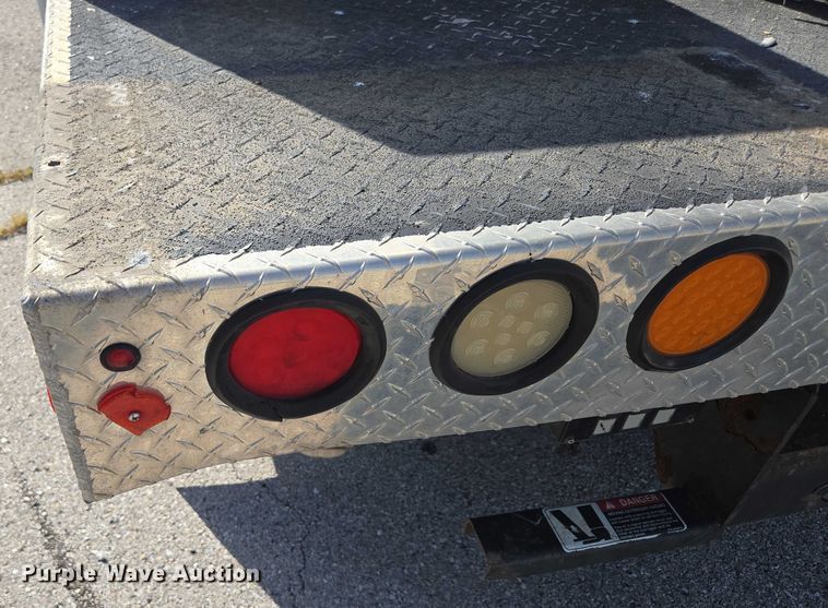 image for item ED2153 2012 Ford F550 Super Duty XL bucket truck