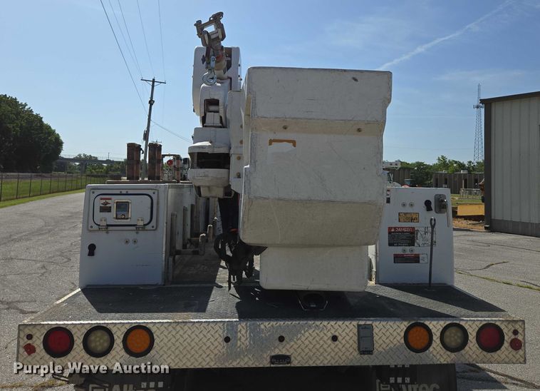 image for item ED2153 2012 Ford F550 Super Duty XL bucket truck