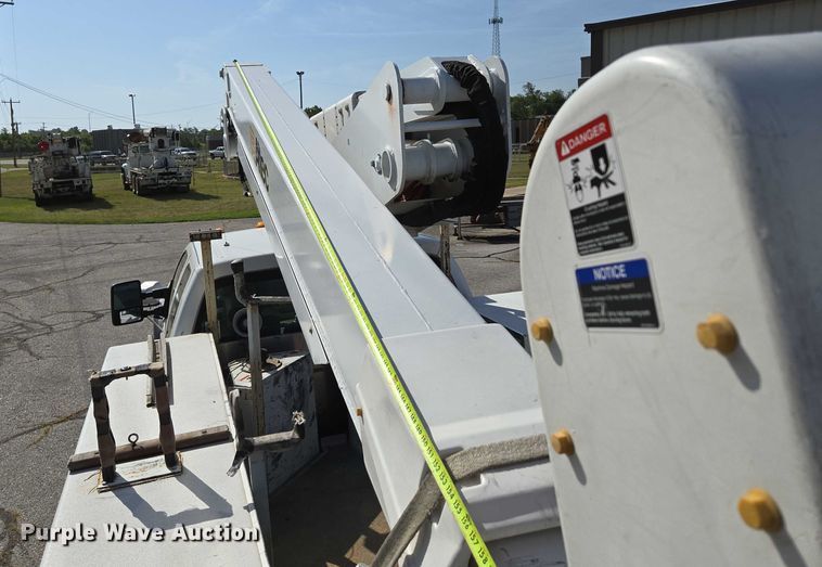 image for item ED2153 2012 Ford F550 Super Duty XL bucket truck