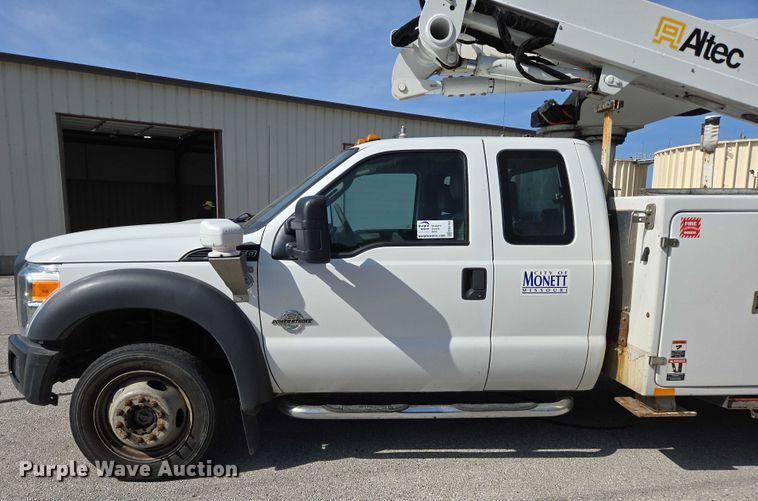 image for item ED2153 2012 Ford F550 Super Duty XL bucket truck