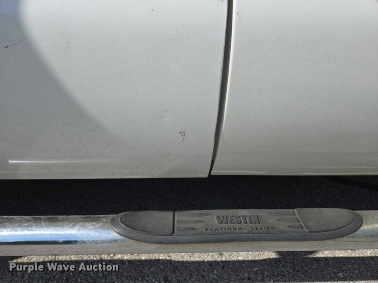 image for item ED2153 2012 Ford F550 Super Duty XL bucket truck