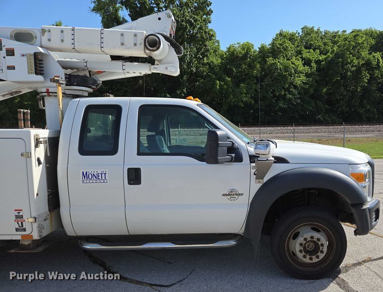 image for item ED2153 2012 Ford F550 Super Duty XL bucket truck