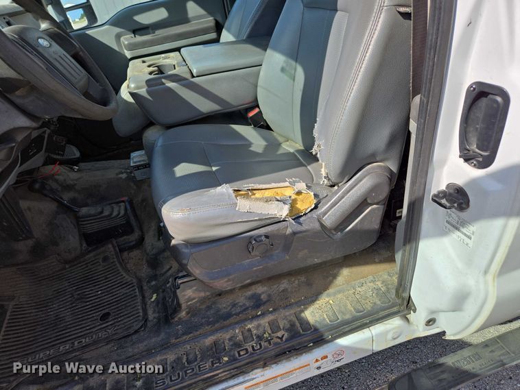 image for item ED2153 2012 Ford F550 Super Duty XL bucket truck