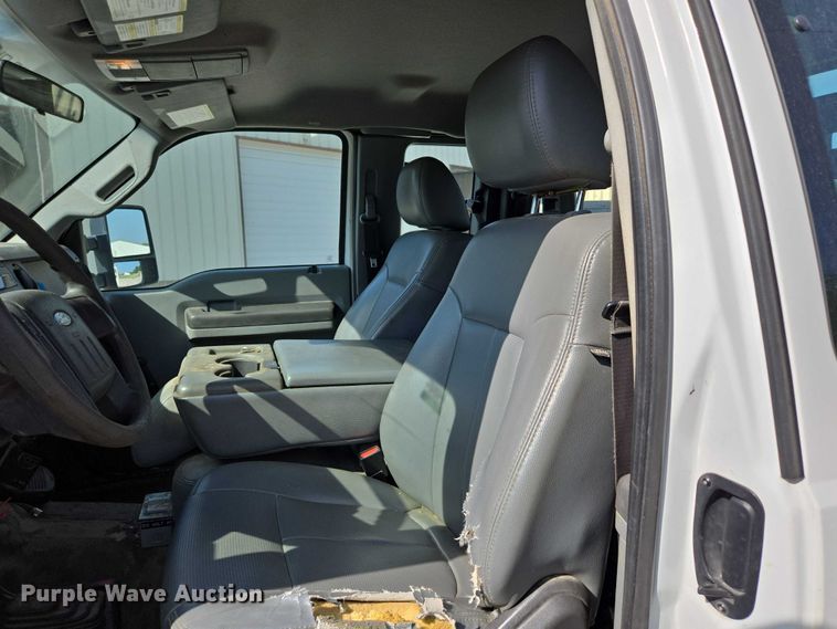 image for item ED2153 2012 Ford F550 Super Duty XL bucket truck