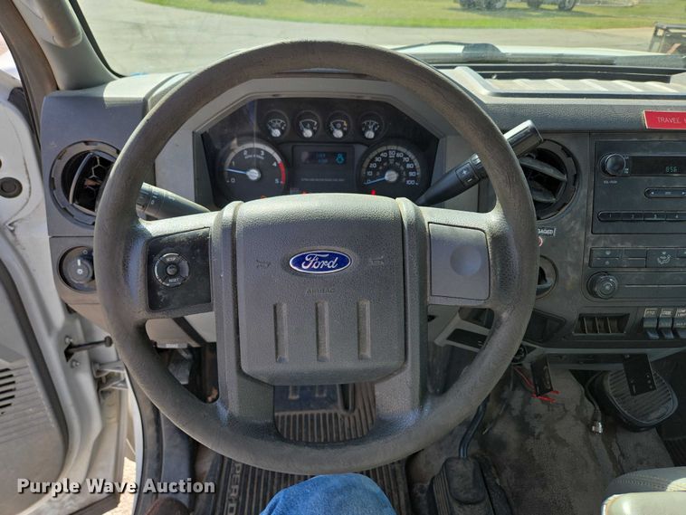 image for item ED2153 2012 Ford F550 Super Duty XL bucket truck