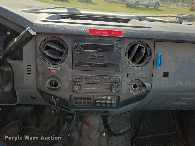 image for item ED2153 2012 Ford F550 Super Duty XL bucket truck