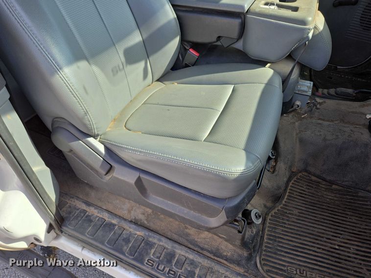 image for item ED2153 2012 Ford F550 Super Duty XL bucket truck