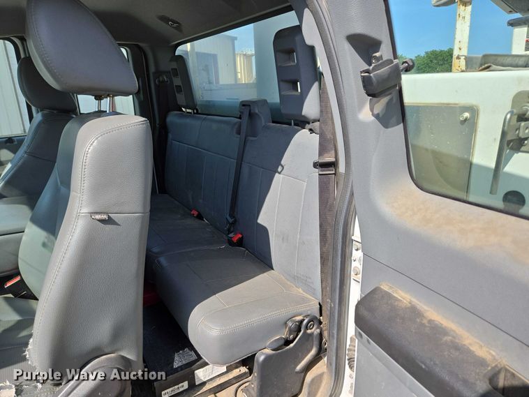 image for item ED2153 2012 Ford F550 Super Duty XL bucket truck