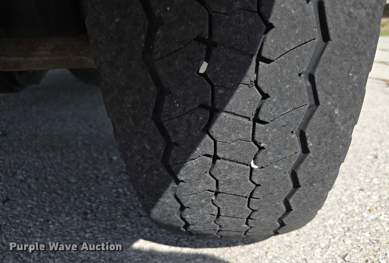 image for item ED2153 2012 Ford F550 Super Duty XL bucket truck