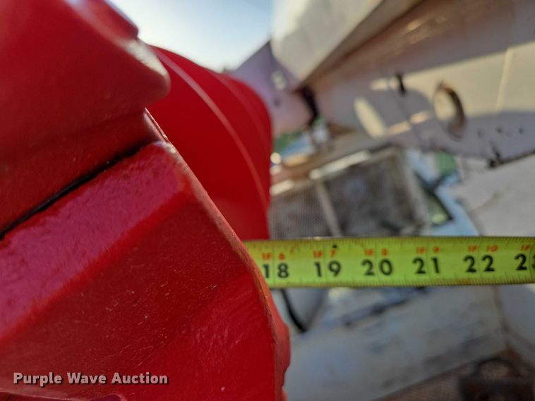 image for item ED2154 1994 Chevrolet Kodiak digger derrick truck