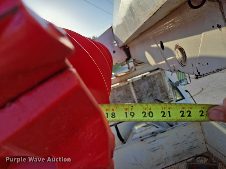 image for item ED2154 1994 Chevrolet Kodiak digger derrick truck