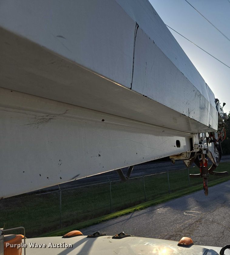 image for item ED2154 1994 Chevrolet Kodiak digger derrick truck