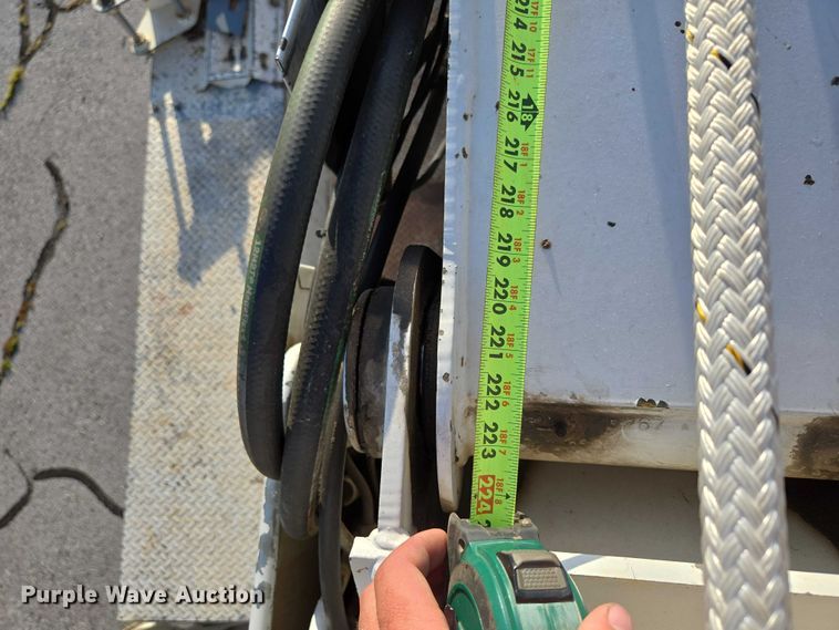 image for item ED2154 1994 Chevrolet Kodiak digger derrick truck