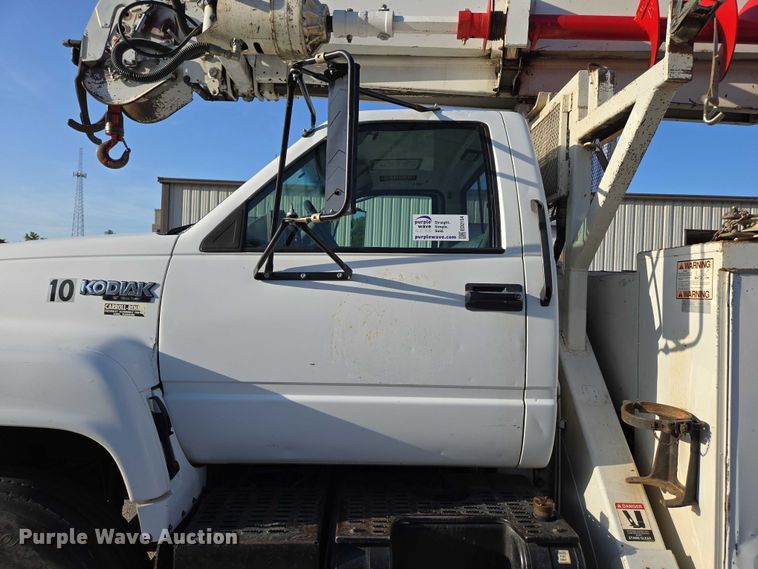 image for item ED2154 1994 Chevrolet Kodiak digger derrick truck