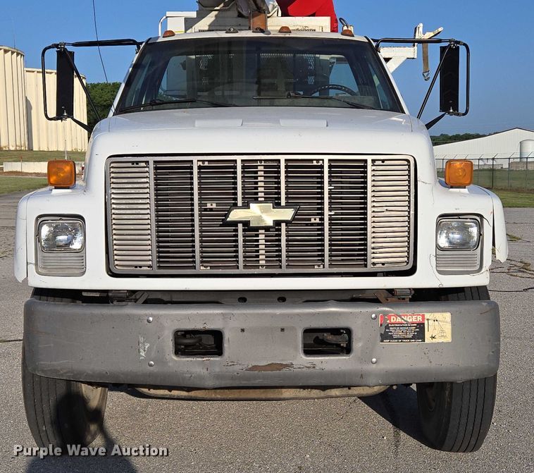 image for item ED2154 1994 Chevrolet Kodiak digger derrick truck