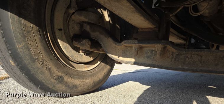 image for item ED2154 1994 Chevrolet Kodiak digger derrick truck