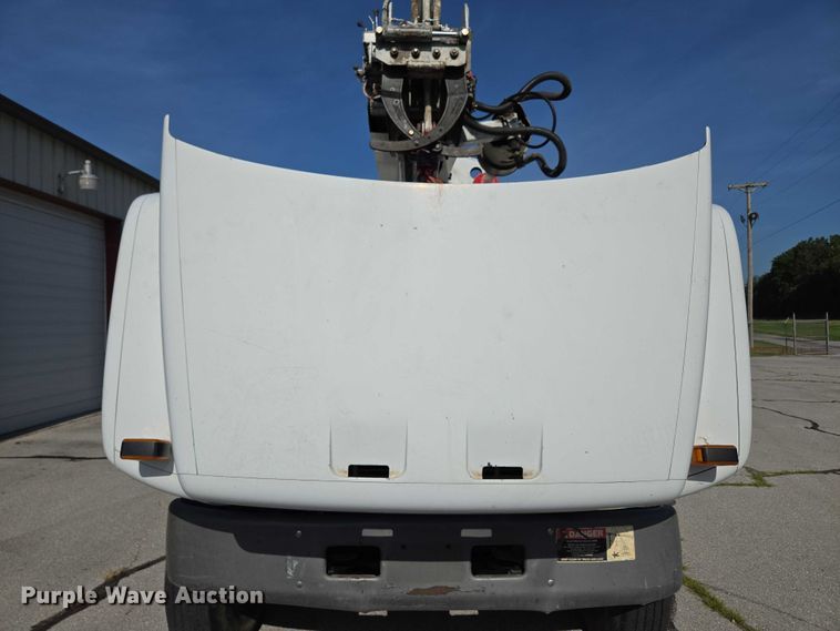 image for item ED2154 1994 Chevrolet Kodiak digger derrick truck