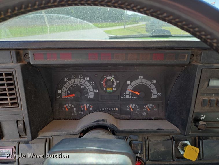 image for item ED2154 1994 Chevrolet Kodiak digger derrick truck