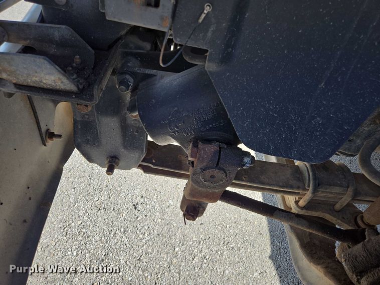 image for item ED2154 1994 Chevrolet Kodiak digger derrick truck