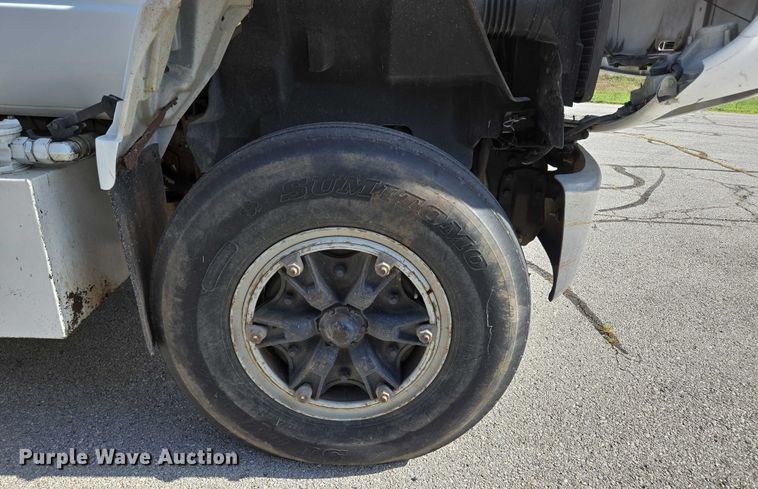 image for item ED2154 1994 Chevrolet Kodiak digger derrick truck