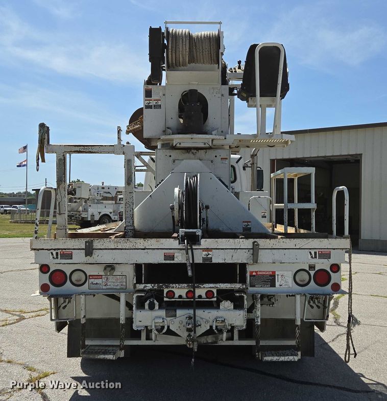 image for item ED2155 2009 Freightliner Business Class M2 digger derrick truck