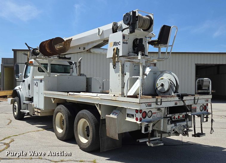 image for item ED2155 2009 Freightliner Business Class M2 digger derrick truck