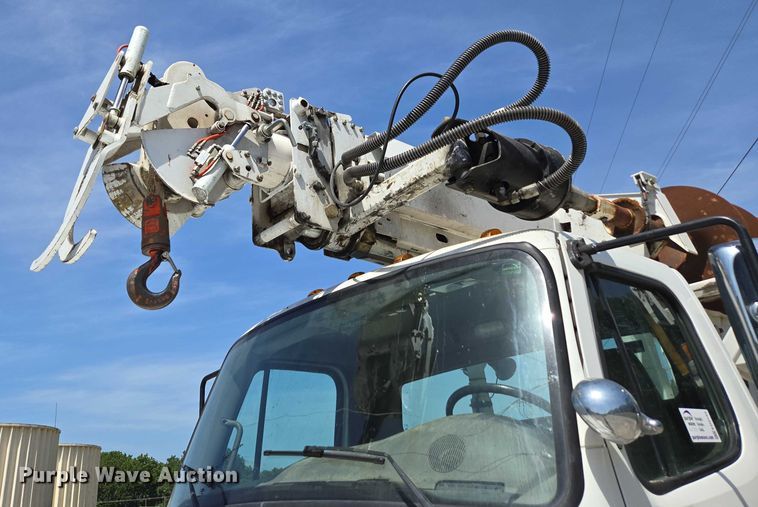 image for item ED2155 2009 Freightliner Business Class M2 digger derrick truck