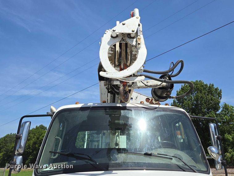 image for item ED2155 2009 Freightliner Business Class M2 digger derrick truck