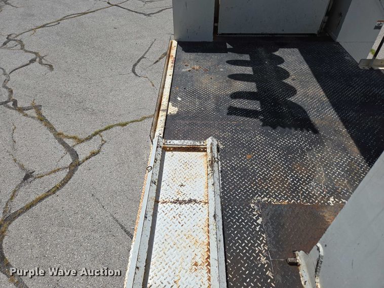 image for item ED2155 2009 Freightliner Business Class M2 digger derrick truck