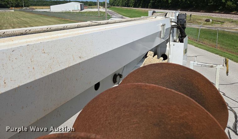 image for item ED2155 2009 Freightliner Business Class M2 digger derrick truck