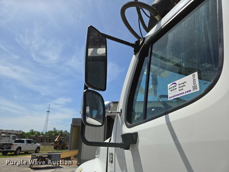 image for item ED2155 2009 Freightliner Business Class M2 digger derrick truck