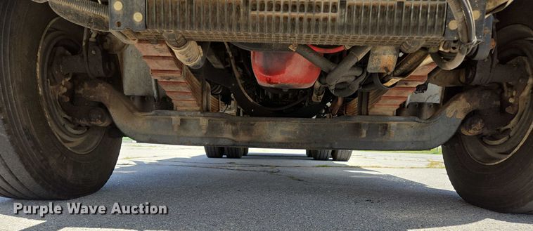 image for item ED2155 2009 Freightliner Business Class M2 digger derrick truck