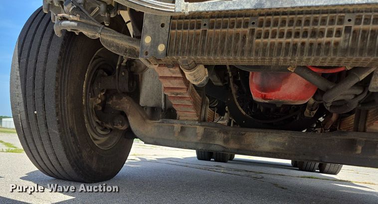 image for item ED2155 2009 Freightliner Business Class M2 digger derrick truck