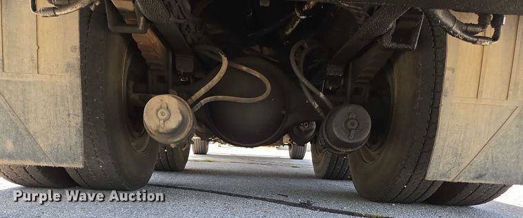 image for item ED2155 2009 Freightliner Business Class M2 digger derrick truck