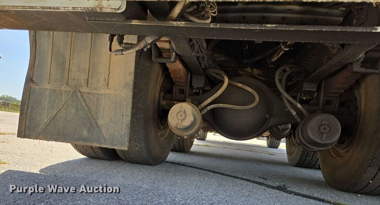 image for item ED2155 2009 Freightliner Business Class M2 digger derrick truck