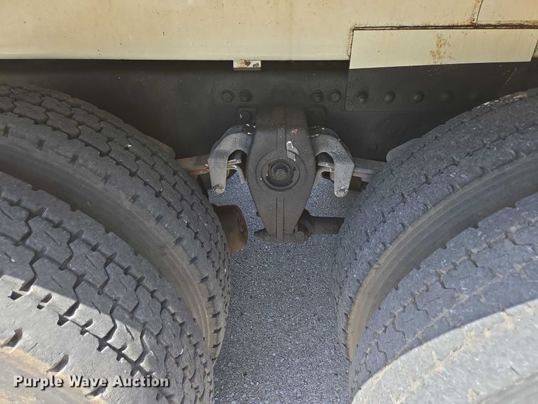 image for item ED2155 2009 Freightliner Business Class M2 digger derrick truck