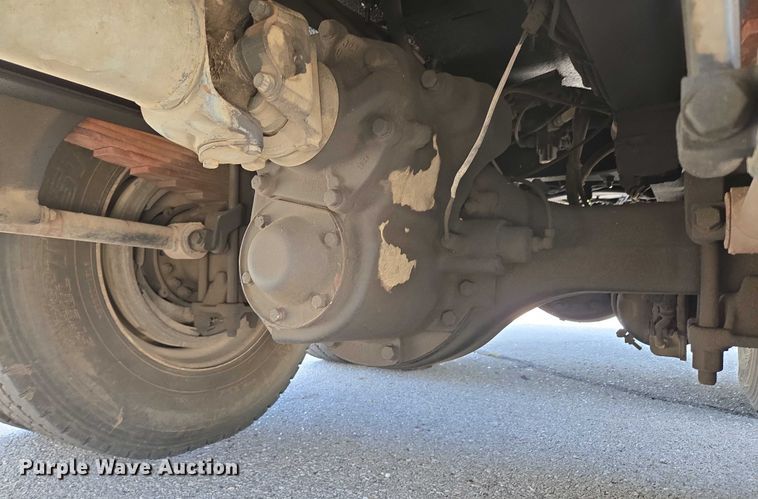 image for item ED2155 2009 Freightliner Business Class M2 digger derrick truck