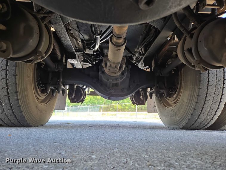 image for item ED2155 2009 Freightliner Business Class M2 digger derrick truck