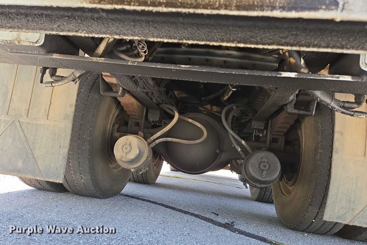 image for item ED2155 2009 Freightliner Business Class M2 digger derrick truck