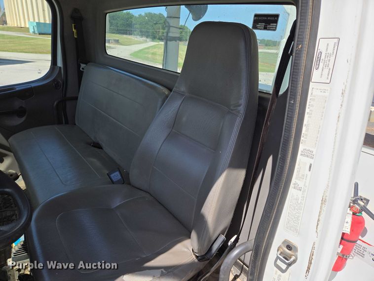 image for item ED2155 2009 Freightliner Business Class M2 digger derrick truck