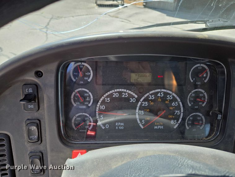 image for item ED2155 2009 Freightliner Business Class M2 digger derrick truck