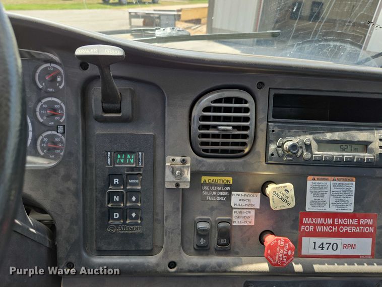 image for item ED2155 2009 Freightliner Business Class M2 digger derrick truck