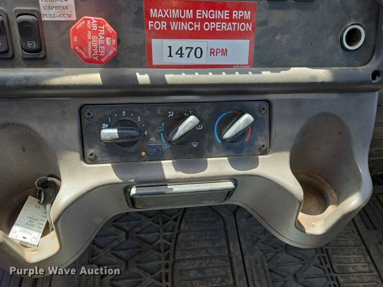 image for item ED2155 2009 Freightliner Business Class M2 digger derrick truck