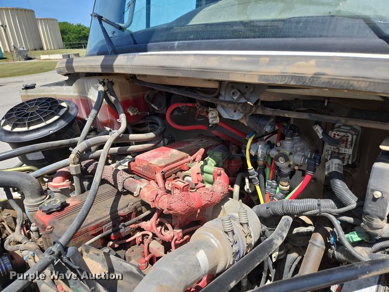 image for item ED2155 2009 Freightliner Business Class M2 digger derrick truck